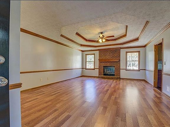 4th image of 3617 Cherry Creek Dr SE