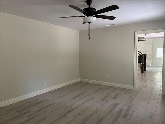 4th image of 2714 Echo St