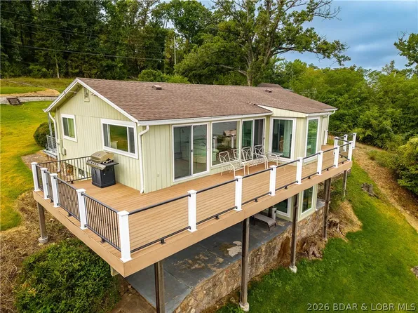 628 Wings Cir, Sunrise Beach, MO 65079