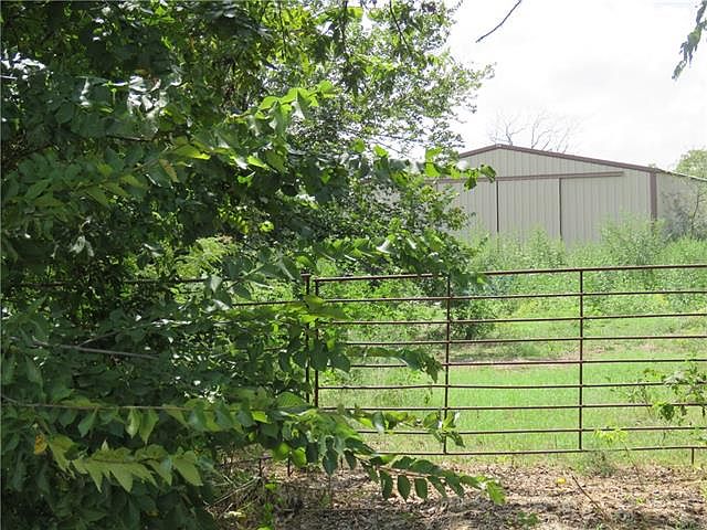 1st image of 118 Wood Dale Dr