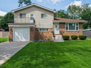 1234 Fulton Ave, Winthrop Harbor, IL 60096