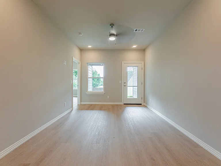 1409 Poigai Way #2 — Photo 11