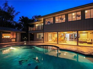 4 Perriwinkle Cir, Sewalls Pt, FL 34996