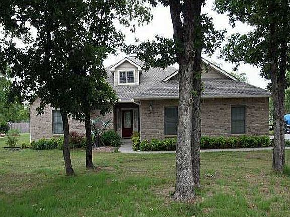 2nd image of 203 Craven Dr