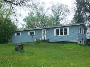 420 South St, Poynette, WI 53955