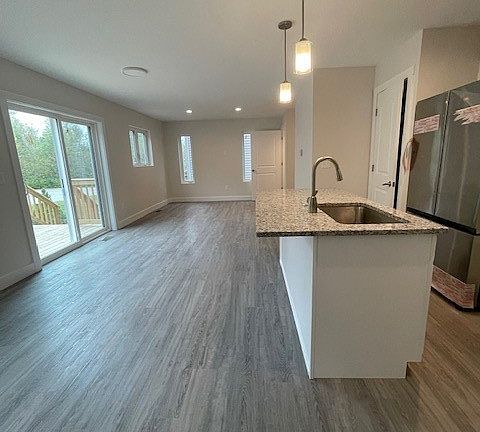 5th image of 1011 Ashwood Ln