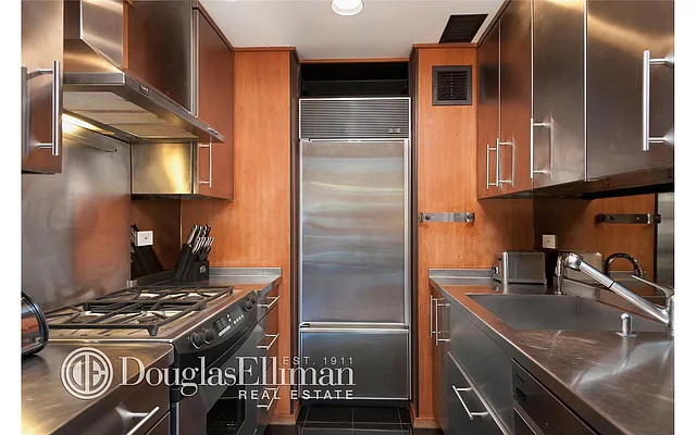 Sold by Douglas Elliman | media 9