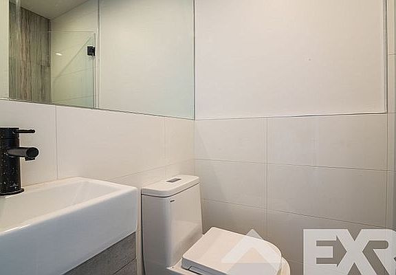 3rd image of 254 E 28th St #4F