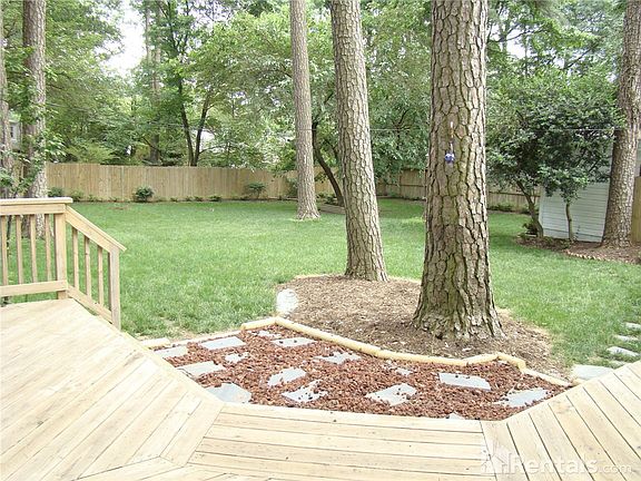5th image of 6711 Edmonstone Ave