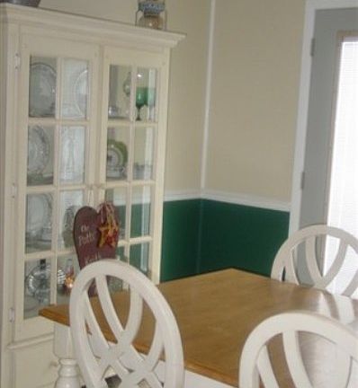 5th image of 517 N Main St