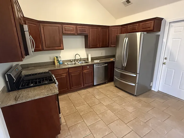 3318 S 214 East Ave — Photo 8