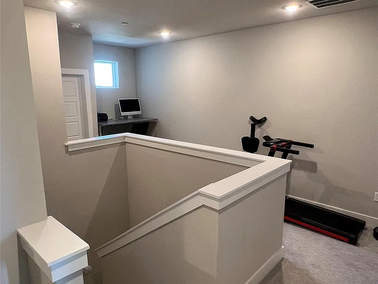11204 Gadsen Ln #66 — Photo 8