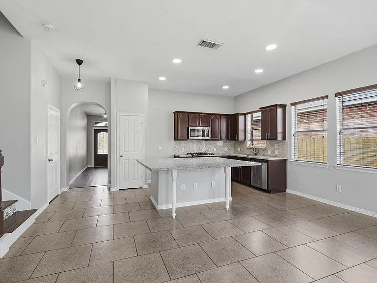 13306 Hickory Springs Ln — Photo 4