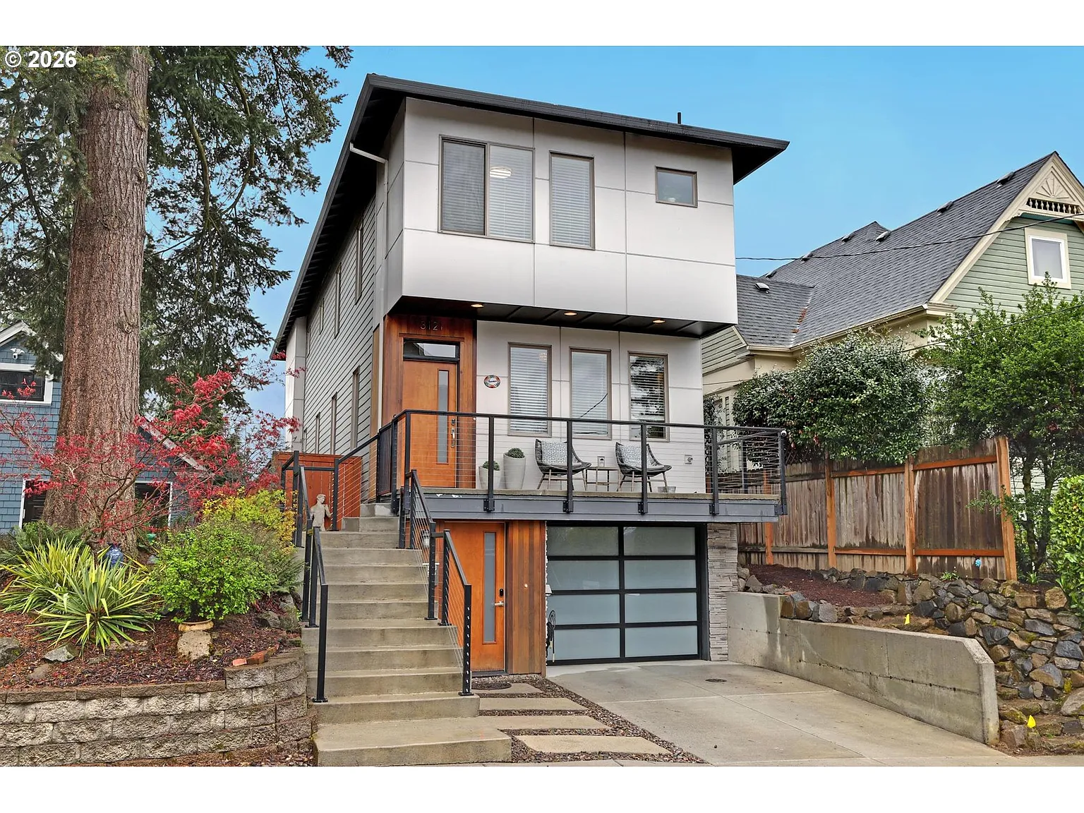 3121 SE 6th Ave photo 1
