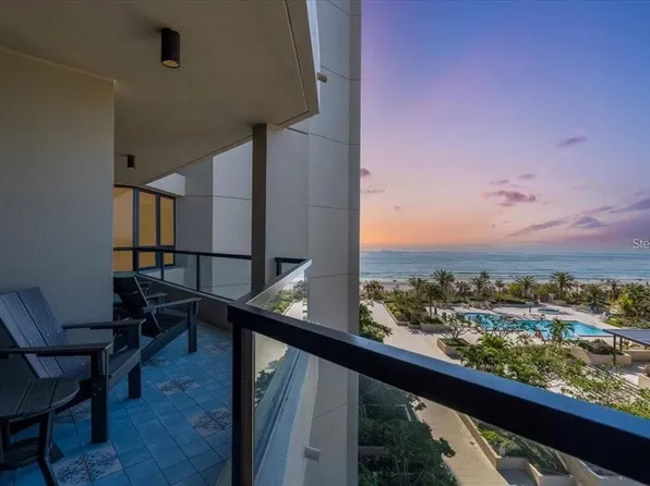 1211 Gulf Of Mexico Dr APT 403, Longboat Key, FL 34228
