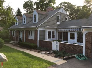 29 Charlotte Dr, Lebanon, NJ 08833