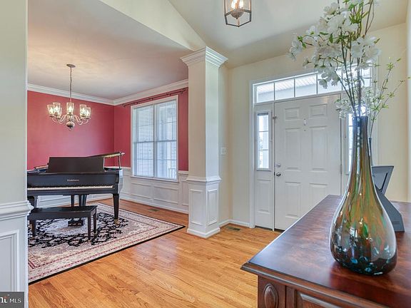 3rd image of 19272 Windsong Ct