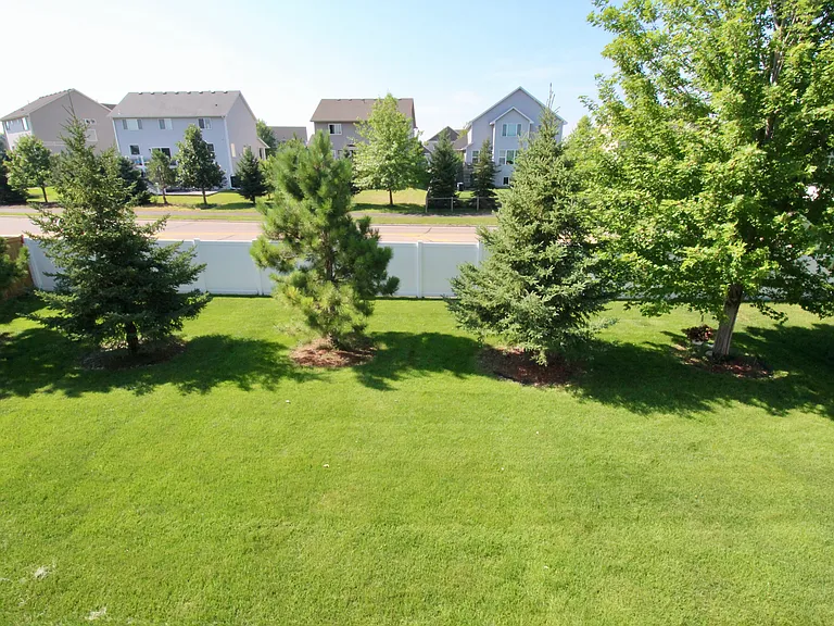 15672 Fairchild Way — Photo 45
