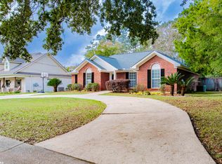 11 Confederate Dr S, Spanish Fort, AL 36527