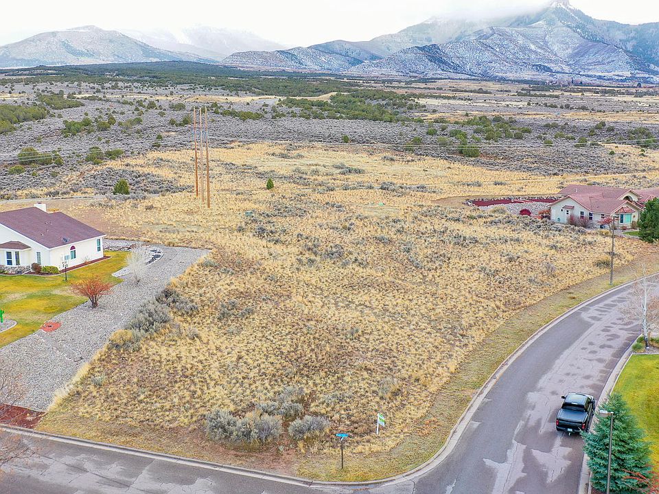 1st image of 571 Battlement Creek Trl