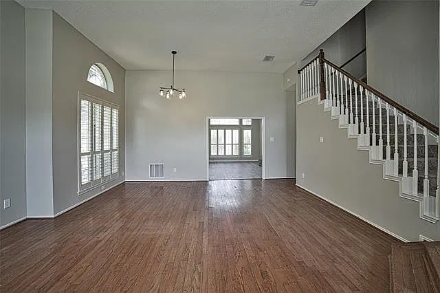 6813 Hickory Hollow Ln — Photo 3