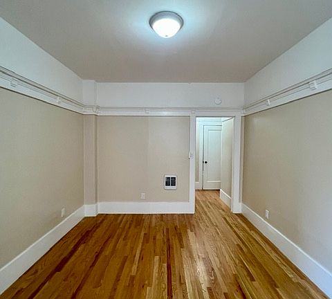 4th image of 542 Mason St APT 50