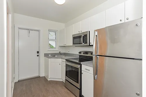 717 2nd Ave S #5 Photo 1