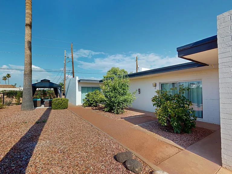 1712-1724 E Ocotillo Rd — Photo 23