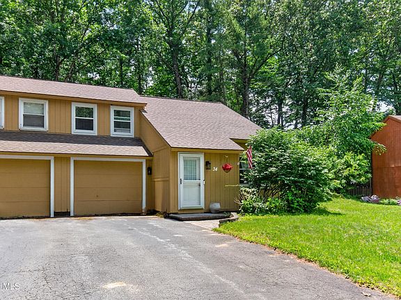 2nd image of 34 Pepperbush Place