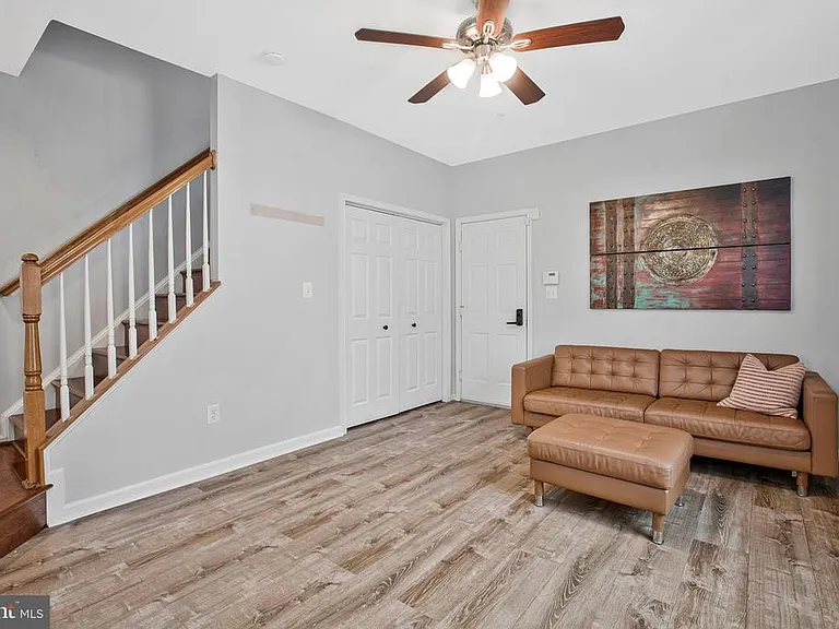 122 Lloyd St #211 — Photo 12