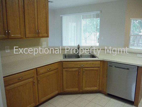 5th image of 1704 NW 6th Ave