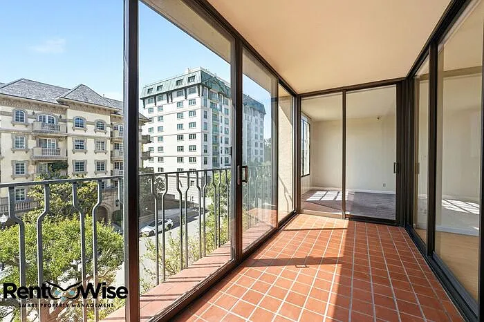 555 Laurel Ave #303 — Photo 11