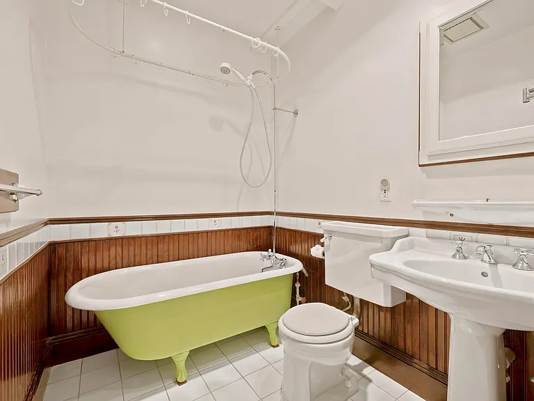 301 Broadway #1 — Photo 7
