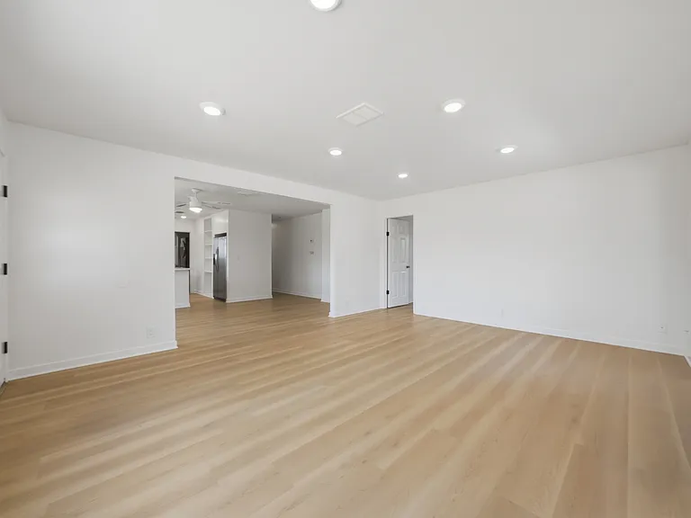 788 Thermal Ave — Photo 8