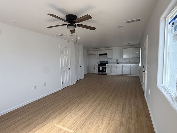 4th image of 112 NW 5th Ave Unit B-1