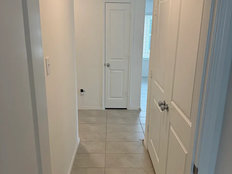 319 Ashbrook Way — Photo 11