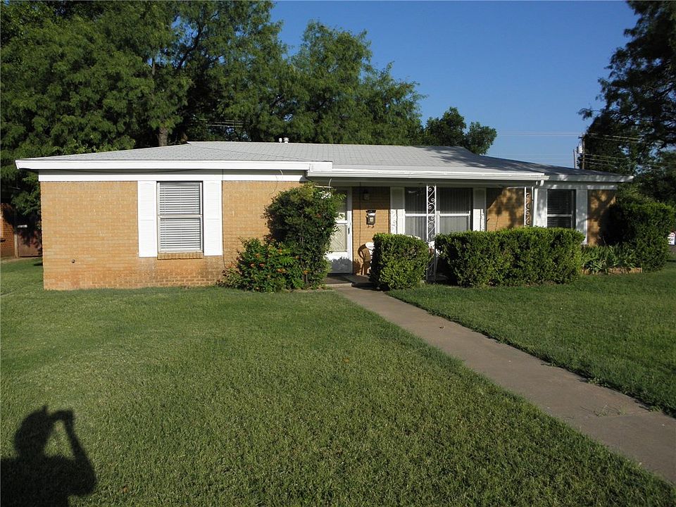1st image of 1384 Briarwood St