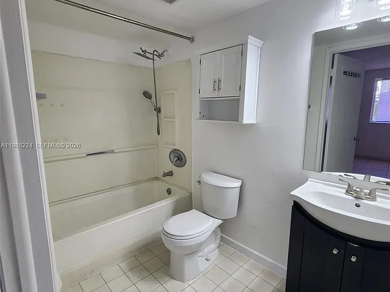 6195 NW 186th St #309 — Photo 8