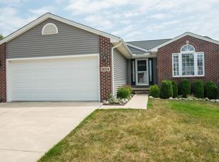 3624 S Downs Dr, Dexter, MI 48130