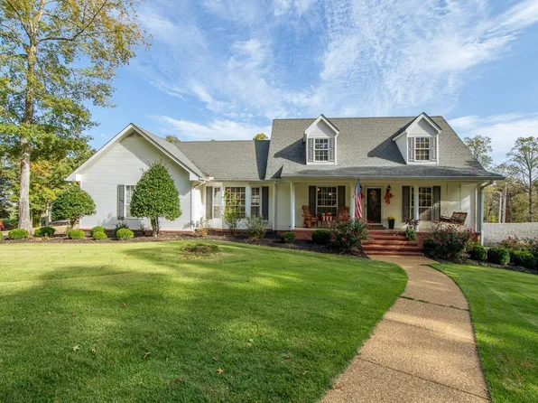 1075 Highway 203, Savannah, TN 38372