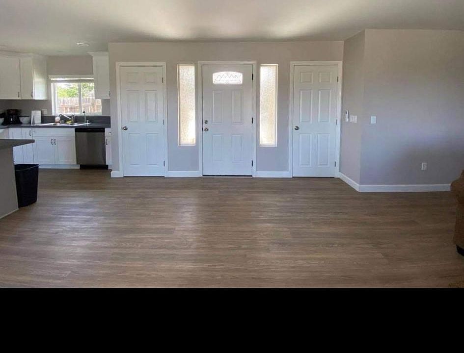 1st image of 5370 W Falls View Dr