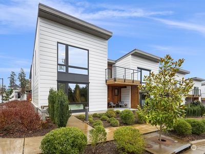 239 Ebi Lane NE, Bainbridge Island, WA, 98110