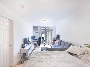 244 W 21st St APT 1B, New York, NY 10011