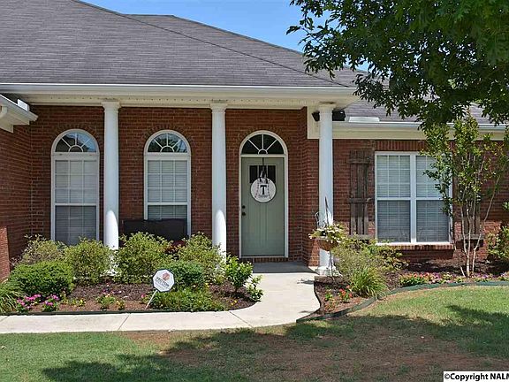 3rd image of 7015 Freedom Park Cir SE