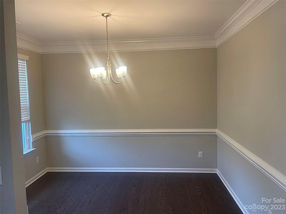 5th image of 3005 Carriage Oak Way