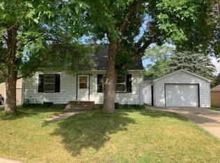 36 3rd Ave SE, Saint Joseph, MN 56374