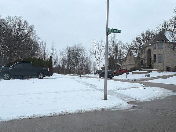 5th image of 15422 Sharon Dr