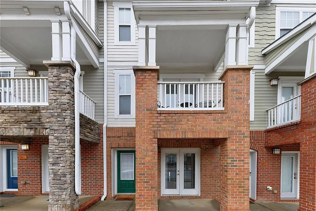 3 bed, 3.5 bath, 1270 sqft, $3,000 — Photo 1