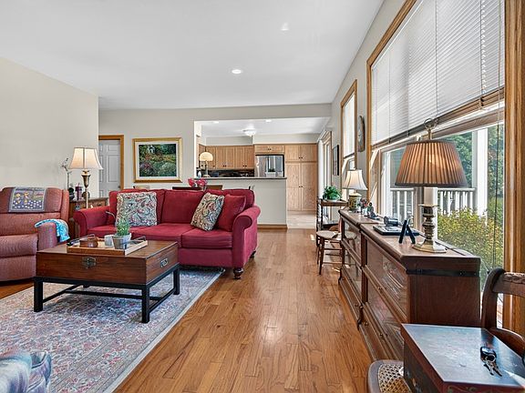 5th image of 10537 Koessl Ln #301