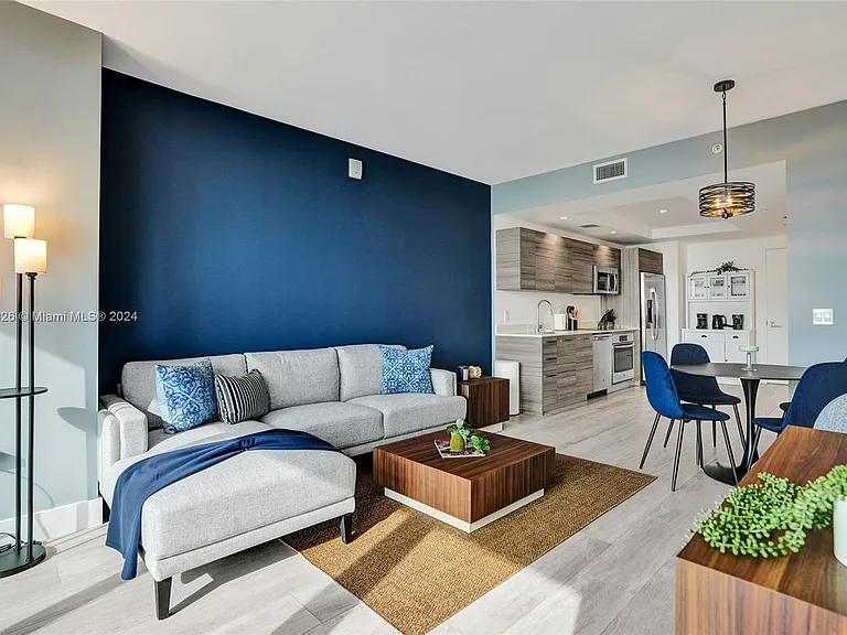 121 NE 34th St #2906 — Photo 3